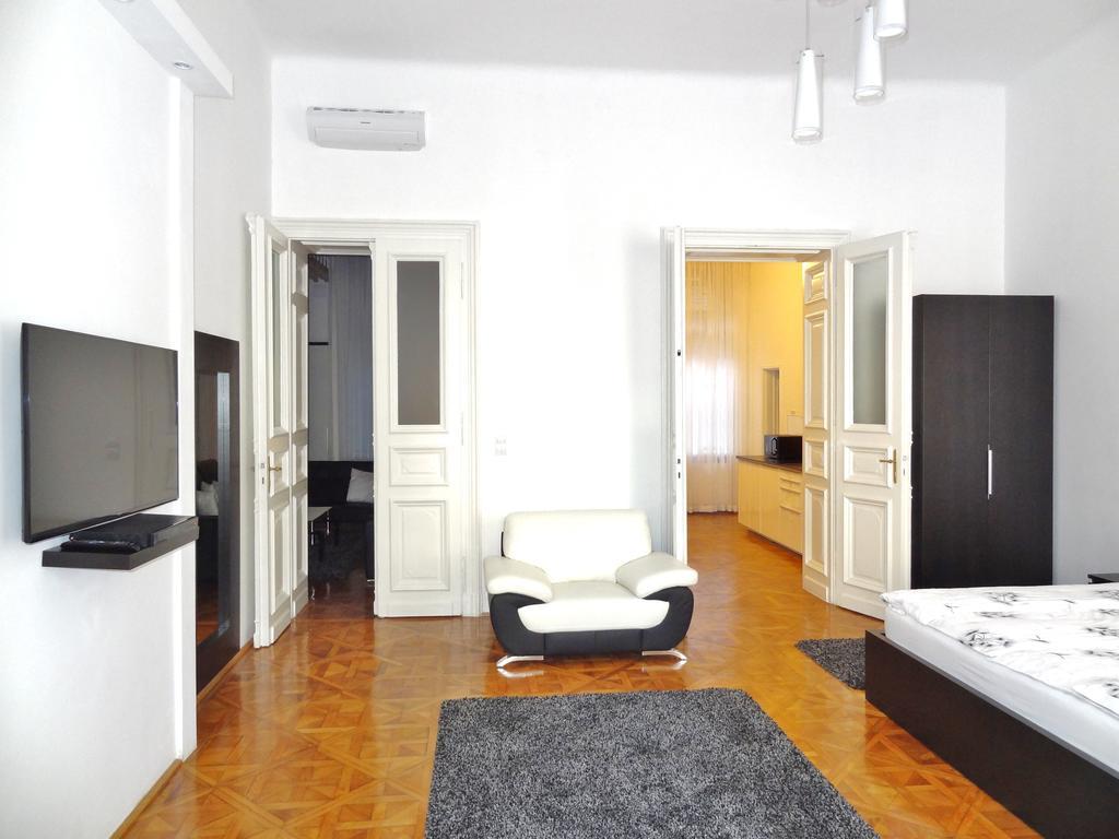 Erzsebet Boulevard Apartment บูดาเปสต์ ห้อง รูปภาพ
