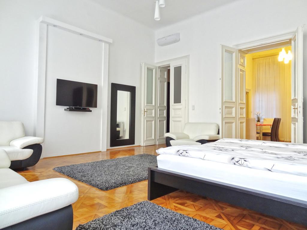 Erzsebet Boulevard Apartment บูดาเปสต์ ห้อง รูปภาพ